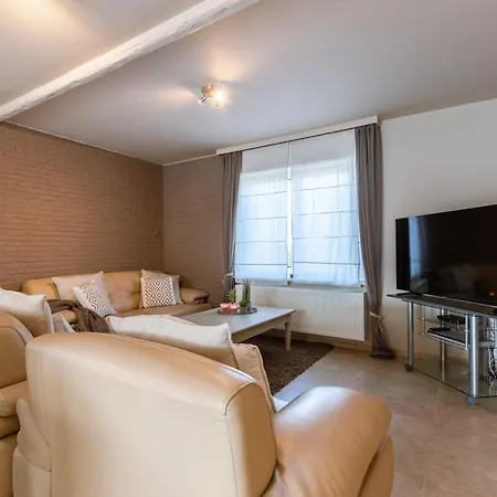 Fantastic, Luxurious In With Heated Outdoor Pool Сasa de vacaciones *